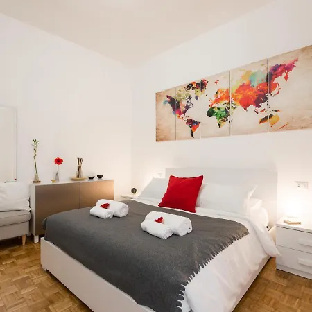 New - Elegant With Balcony In Next To Subway Lägenhet